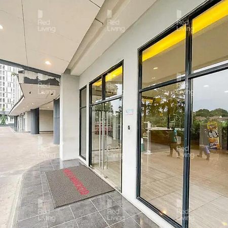 Redliving Apartemen Serpong Green View - Celebrity Room Tower B Тангеранг Екстериор снимка