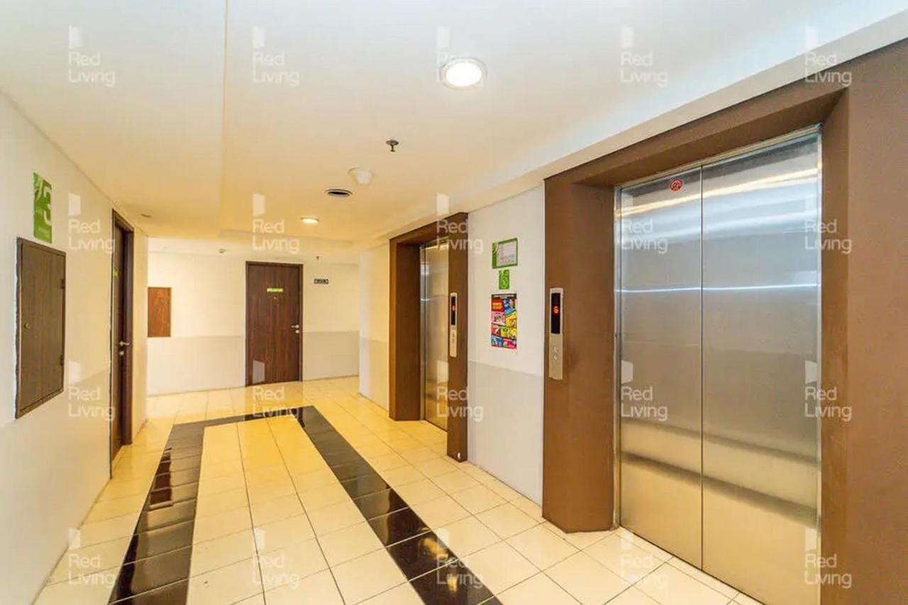 Redliving Apartemen Serpong Green View - Celebrity Room Tower B Тангеранг Екстериор снимка