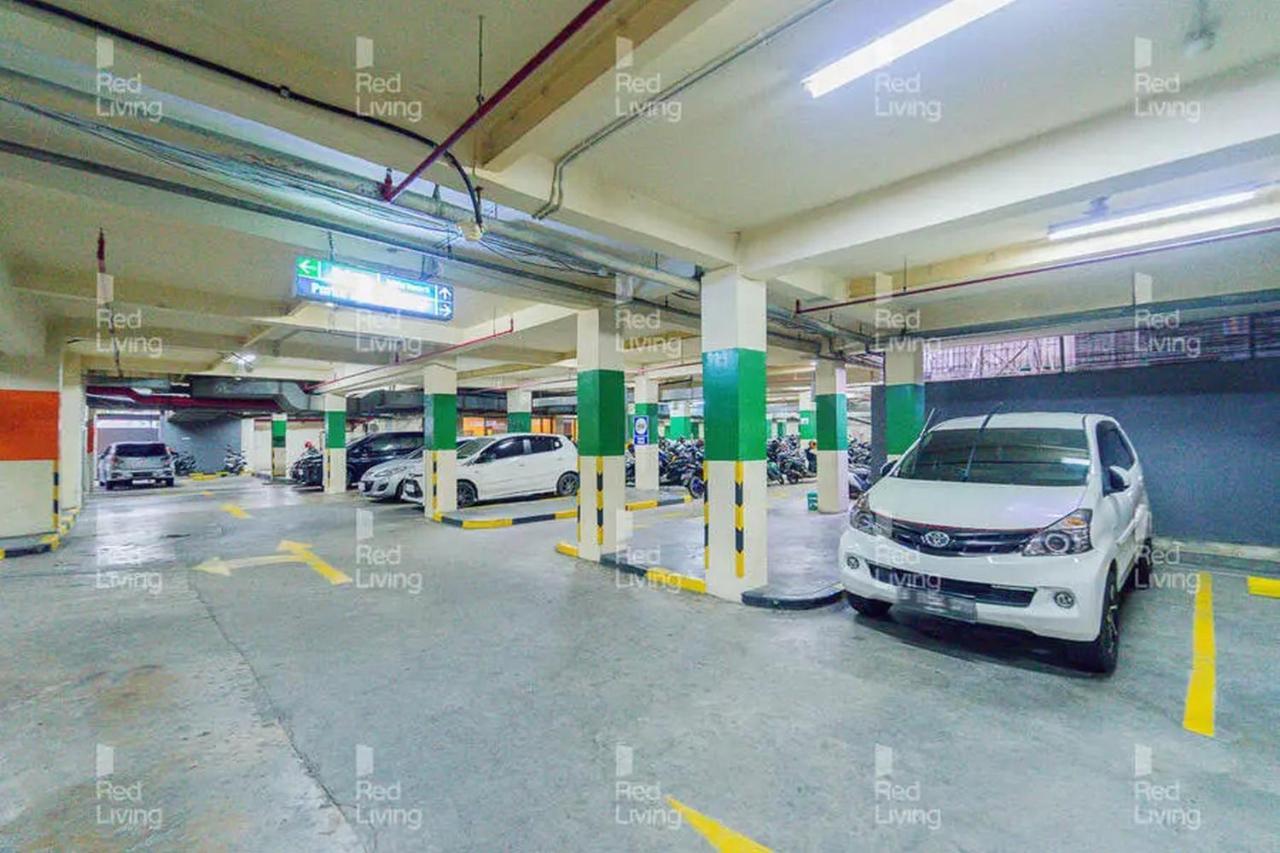 Redliving Apartemen Serpong Green View - Celebrity Room Tower B Тангеранг Екстериор снимка