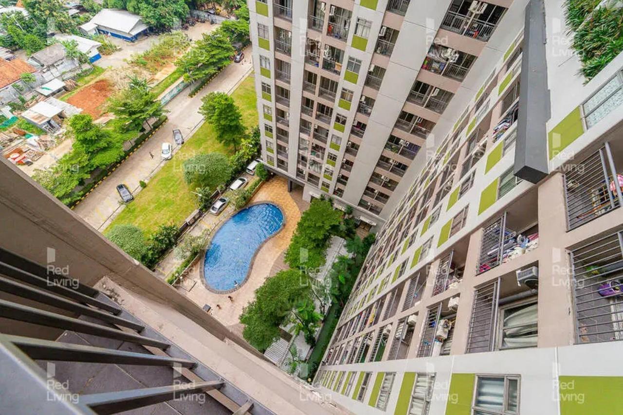 Redliving Apartemen Serpong Green View - Celebrity Room Tower B Тангеранг Екстериор снимка